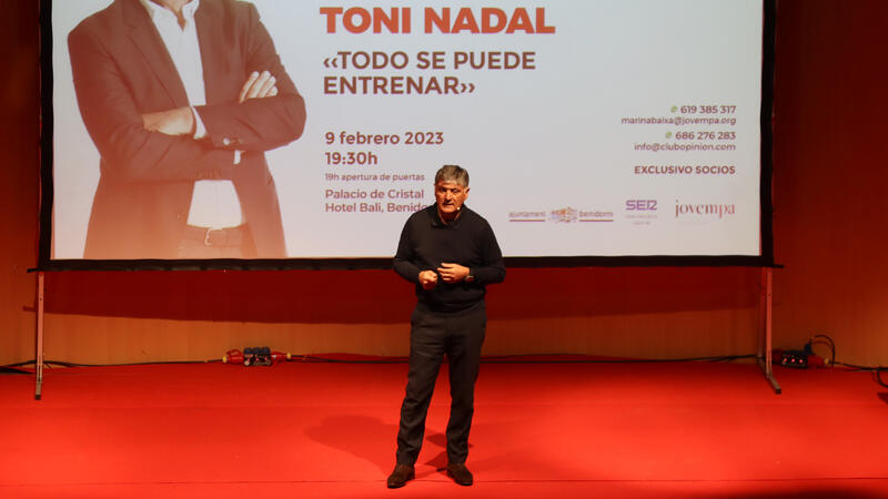 Toni Nadal aborda a Benidorm la importància de la resiliència en el desenvolupament i èxit professional
