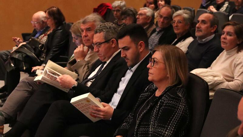 Inocencio Arias presents his book 