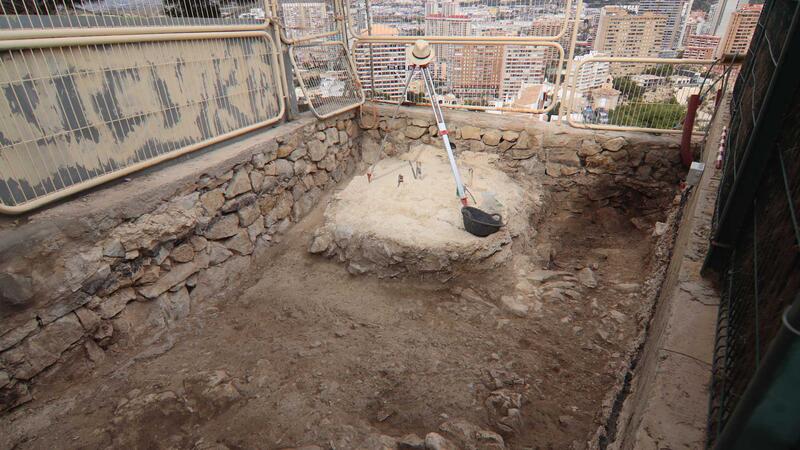 Benidorm inicia nuevas actuaciones en el Tossal de La Cala con excavaciones en tres nuevas zonas