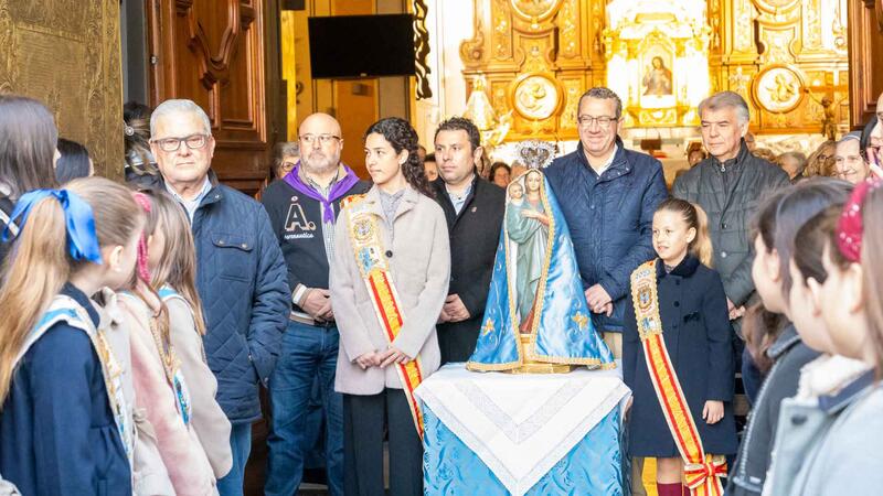 Benidorm madruga para recordar la llegada, hace 283 años, de la Mare de Déu del Sofratge