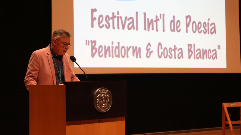 El Festival Internacional de Poesía reúne en su primer día a prestigiosos poetas de todo el mundo