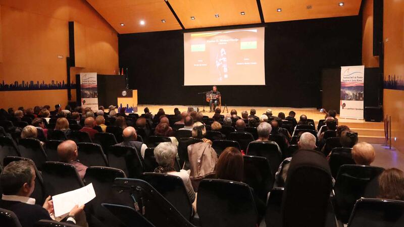 El Festival Internacional de Poesía reúne en su primer día a prestigiosos poetas de todo el mundo