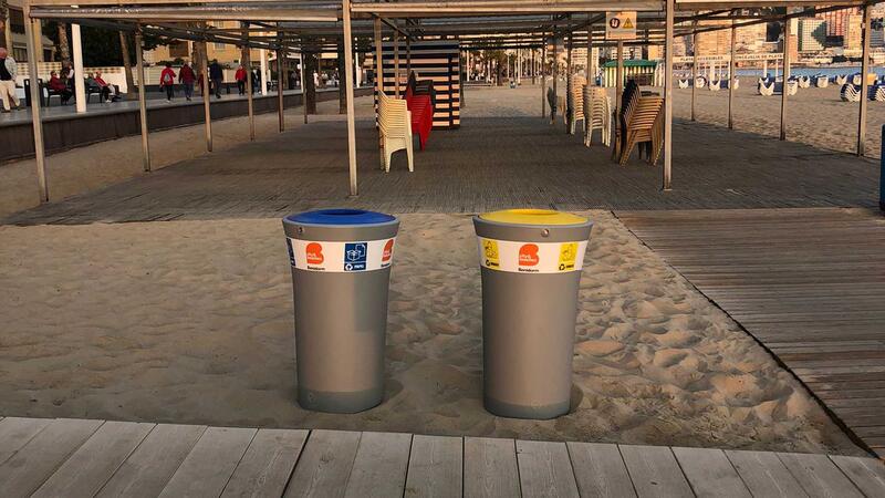 Las playas de Benidorm se preparan para la Semana Santa
