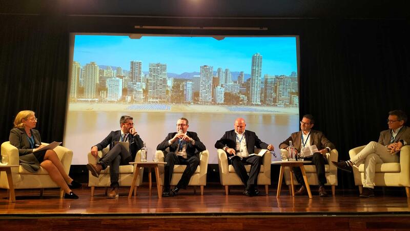 El alcalde destaca la apuesta de Benidorm por el turismo regenerativo como un avance más en sostenibilidad