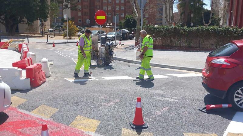 Benidorm ejecuta actuaciones para mejorar la fluidez del tráfico y la seguridad peatonal en Semana Santa