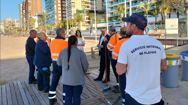 Benidorm refuerza los servicios de socorrismo y limpieza durante la Semana Santa
