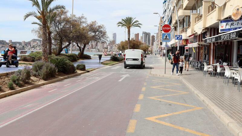 El Ayuntamiento abre al tráfico Armada Española y habilita un nuevo parking público con 372 plazas en la avenida Puerto Rico