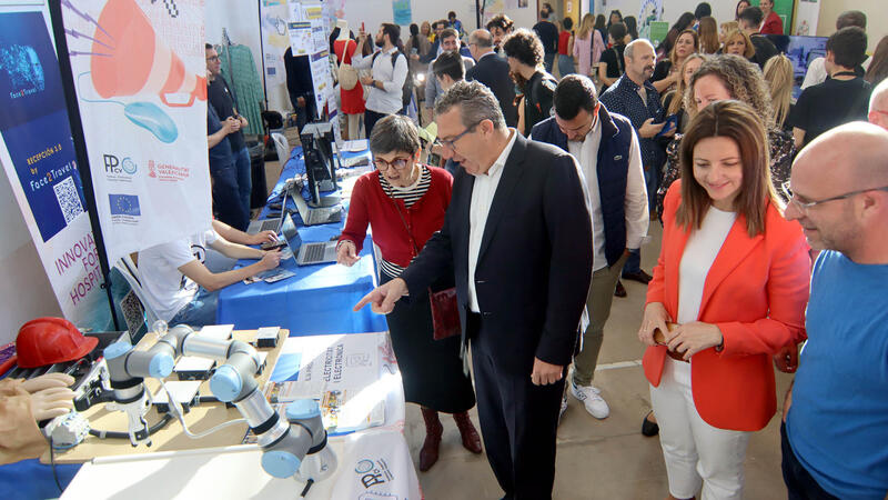 Success of participants and students in the 4th Benidorm Educational Fair, the first of a regional nature