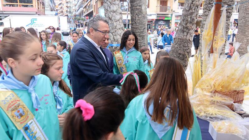 Benidorm celebra la Fira de Pasqua en el Parque de Elche con productos típicos de la tierra