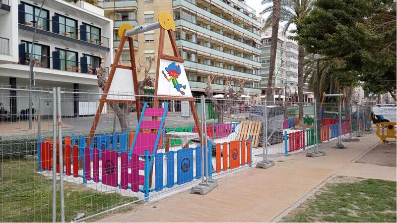 Benidorm abre una nueva tirolina infantil y elementos biosaludables en el Parque de Elche