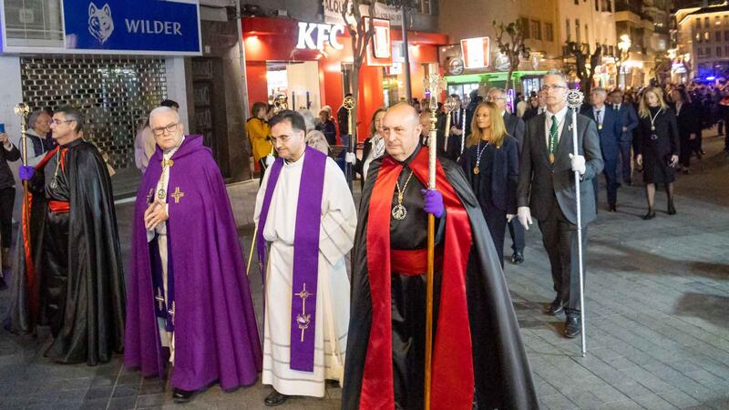 The procession of Jesús Nazareno tours the streets of Benidorm