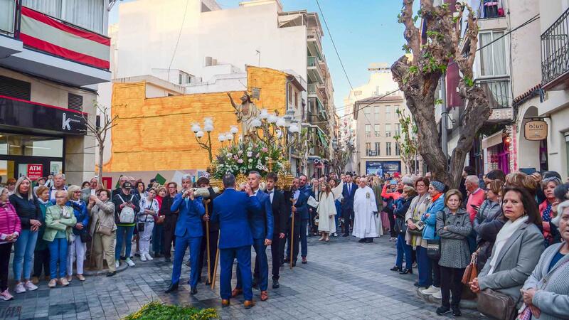 Con l’Ambaixada de l’Àngel’ Benidorm celebra el Domingo de Resurrección