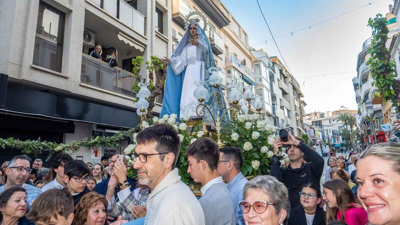 Con l’Ambaixada de l’Àngel’ Benidorm celebra el Domingo de Resurrección