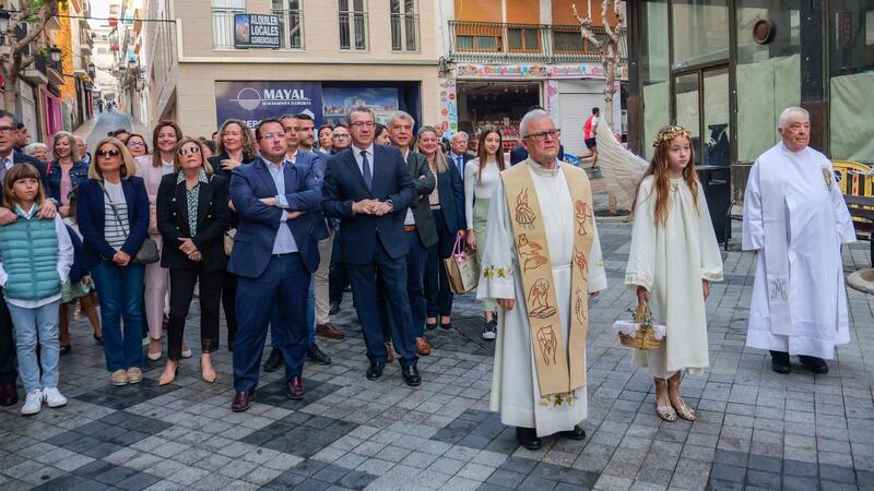 Con l’Ambaixada de l’Àngel’ Benidorm celebra el Domingo de Resurrección