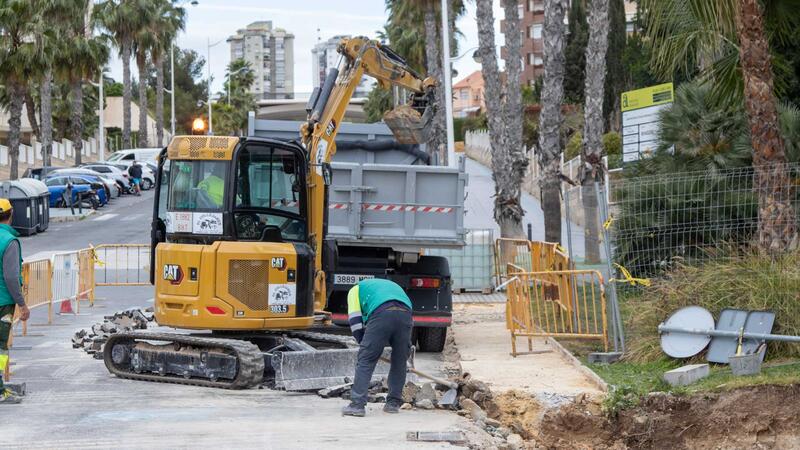 Armada Española will have a new roundabout at Xixo and new bus stops to improve mobility
