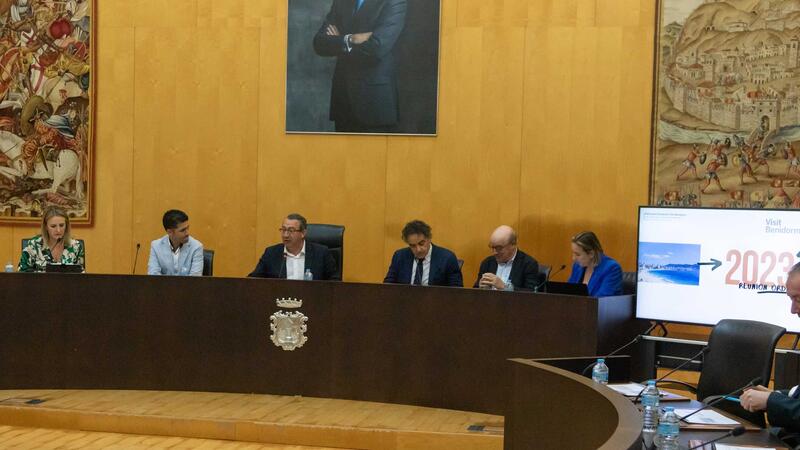 Visit Benidorm signs off its accounts, renews sponsors and presents its report and #Reto2023, its strategic plan