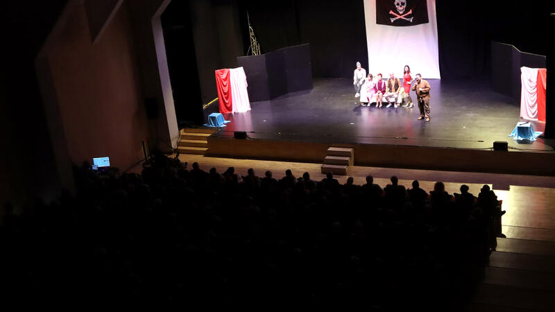 The 1st Amateur Theater Show opens with a full house