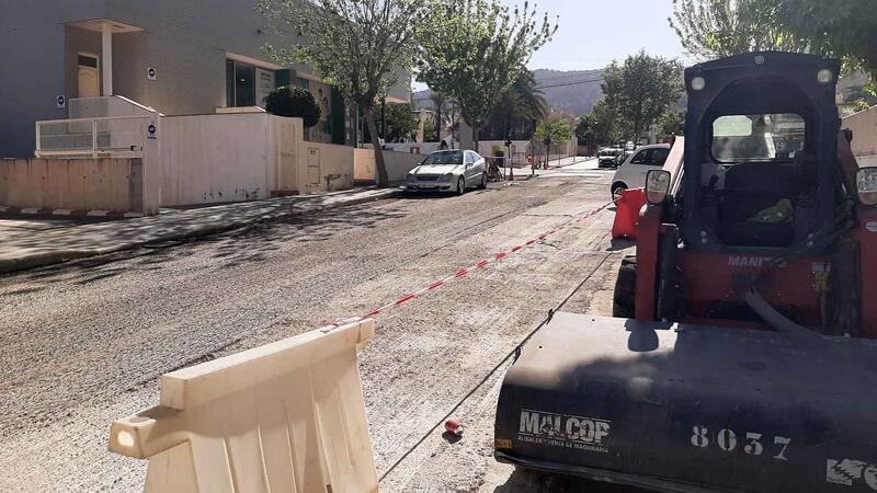 Benidorm concluye las obras de renovación de infraestructuras en la calle Severo Ochoa con el asfaltado de la vía