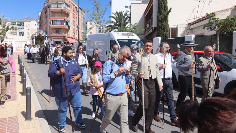 Las salves rocieras suenan de nuevo en las calles de Benidorm en el 25º aniversario de la Hermandad de Nuestra Señora del Rocío