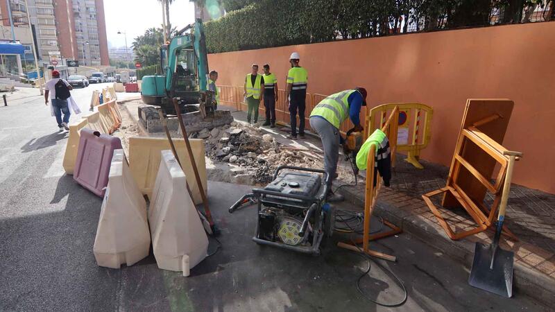 Benidorm mejora la movilidad y seguridad peatonal en la avenida Uruguay y amplía el aparcamiento disuasorio de la calle Cuba
