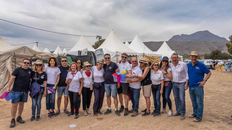 Las peñas de Benidorm plantan en El Murtal su tradicional Acampada