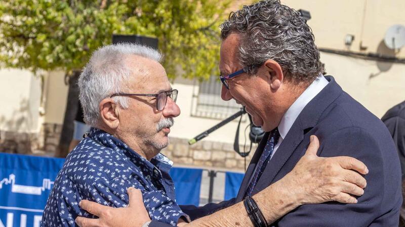 Benidorm commemorates Europe Day in the newly renovated Neptuno Square