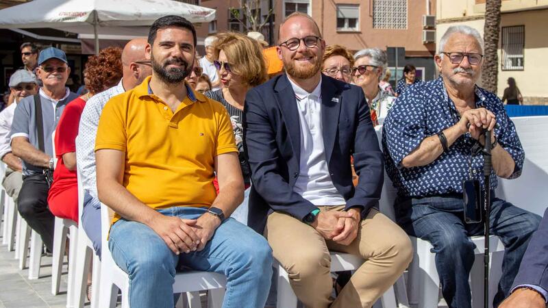Benidorm commemorates Europe Day in the newly renovated Neptuno Square