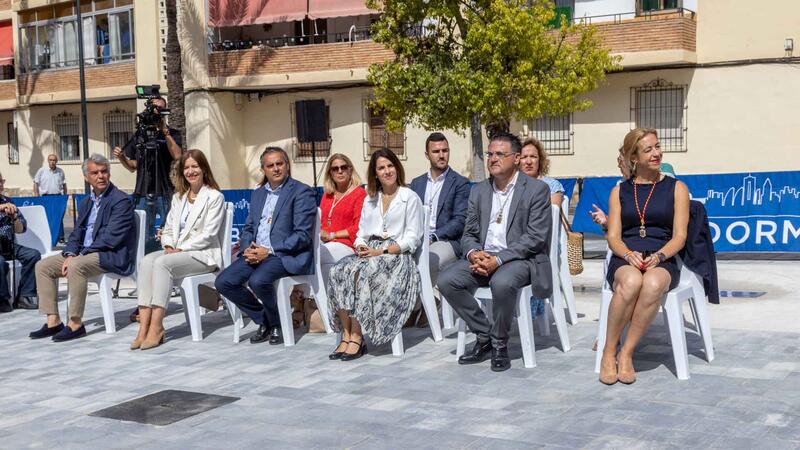 Benidorm commemorates Europe Day in the newly renovated Neptuno Square