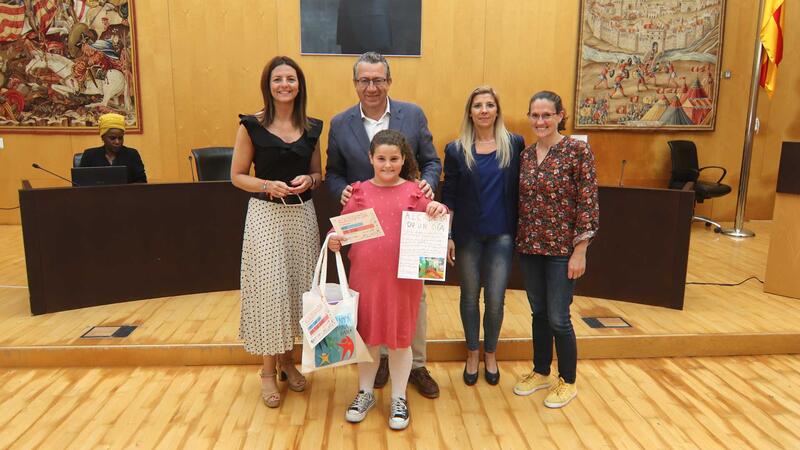 Benidorm entrega los permios del concurso ‘Alcalde/sa por un día’ de la FAMPA Marina Baixa