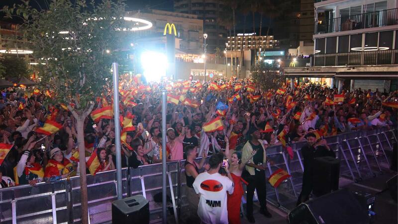 Benidorm vibrated last night with Benidorm Fest Euroclub to support Blanca Paloma in Eurovision