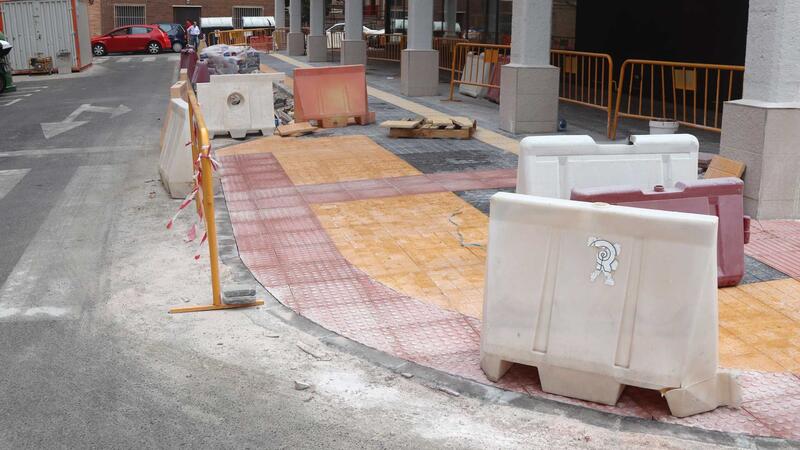 Benidorm finaliza las mejoras de accesibilidad en el barrio de El Campo e inicia el asfaltado en las calles Uruguay, Santa Faz y Pescadores