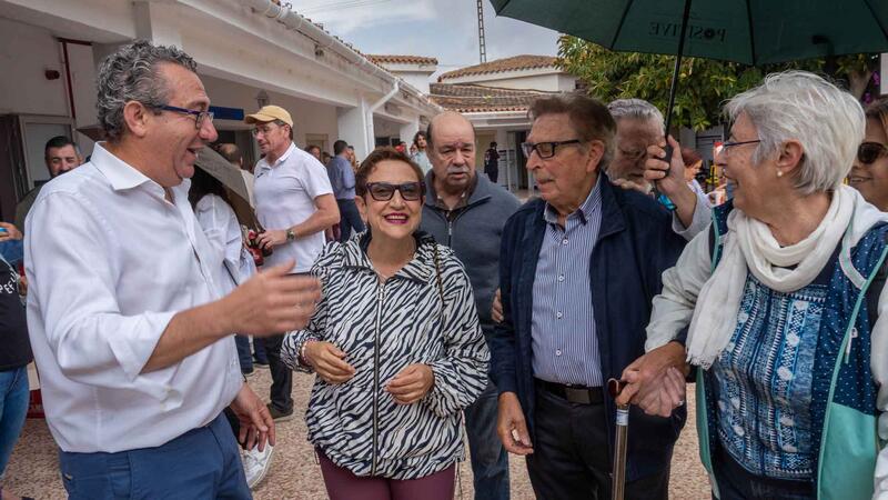 La lluvia no puede con el Doble Amor que celebra su tradicional Día de Convivencia