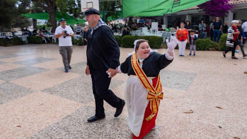 La lluvia no puede con el Doble Amor que celebra su tradicional Día de Convivencia