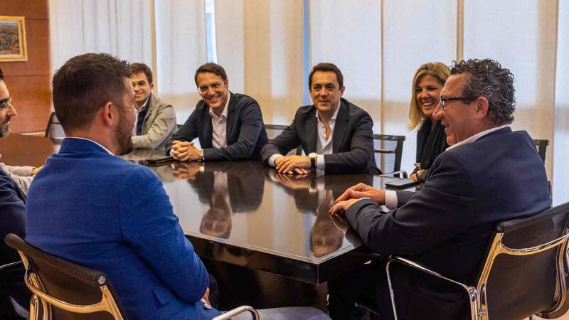 El Racing Club Benidorm y el Atlético Benidorm se unen para crear el CF Benidorm de la mano de DV7 Group