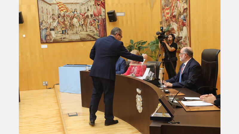 Toni Pérez re-elected mayor of Benidorm by absolute majority