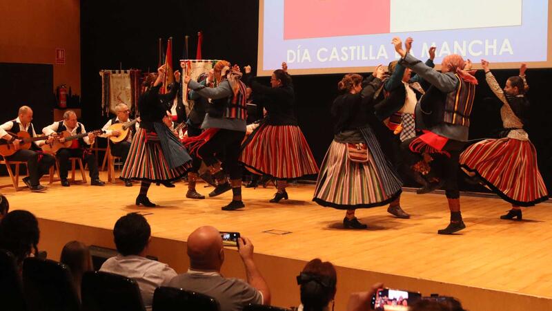 La Casa de Castilla La Mancha en Benidorm celebra el acto institucional por el Día grande de su comunidad