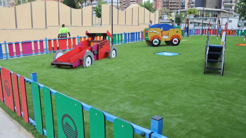 Benidorm incorpora un nou parc al carrer Periodista Emilio Romero que completa una xarxa de 25 espais infantils per tota la ciutat