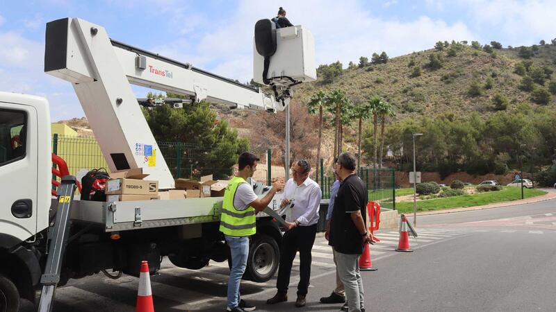 La segunda fase del Programa de Eficiencia Energética avanza ya hasta el 80% en la renovación del alumbrado de Levante 