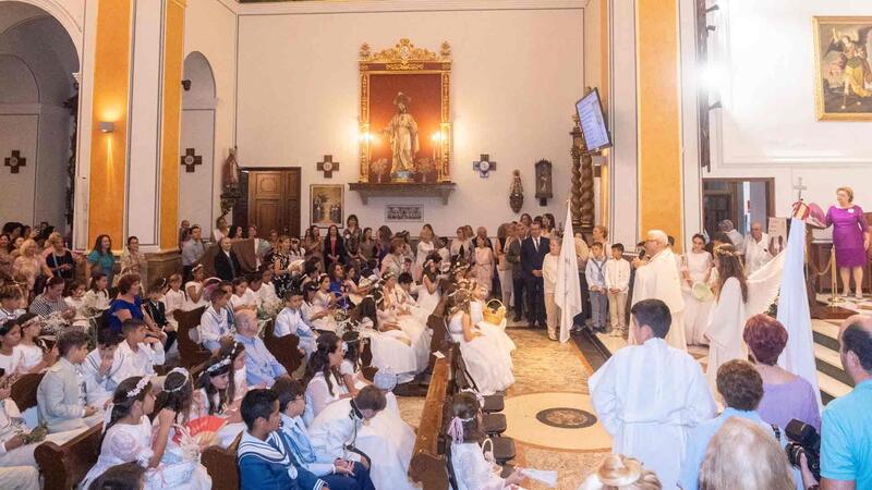 Benidorm vive un año más su procesión del Corpus Christi