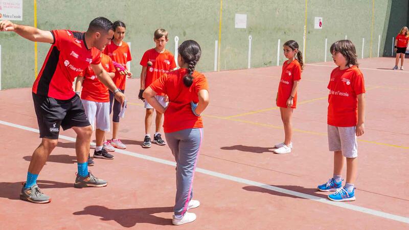 Més de 450 alumnes participen en la 