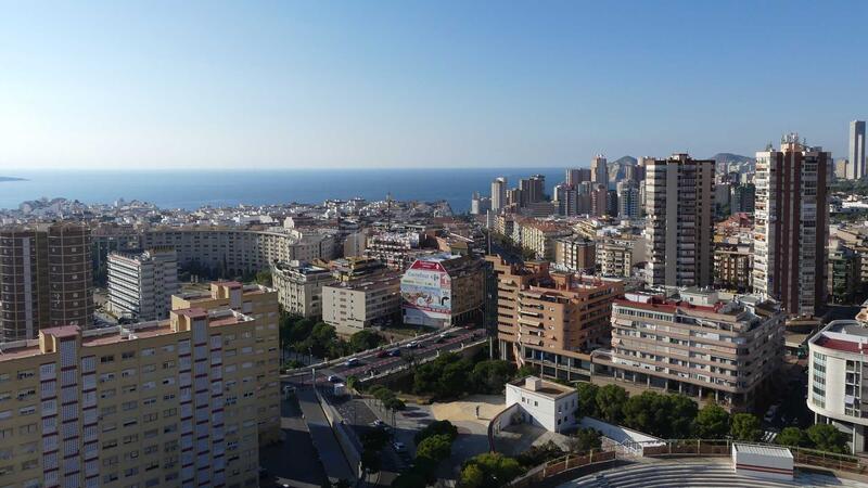Benidorm adquiere siete pisos en la zona EDUSI para destinarlos a vivienda social para familias vulnerables