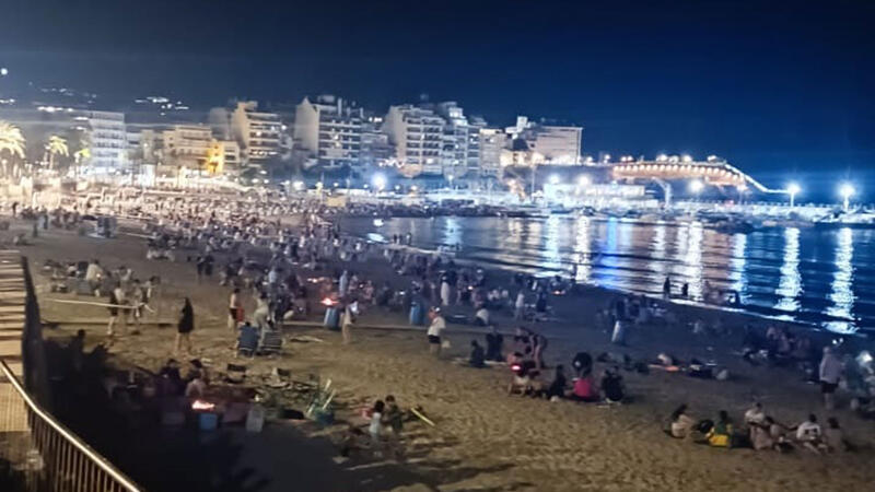 The beaches of Benidorm offer their best image from the first hour after the 