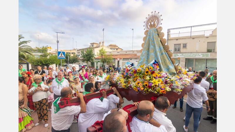 Casa de Andalucía in Benidorm celebrates Corpus Christi pilgrimage dedicated to the Virgen del Rocío
