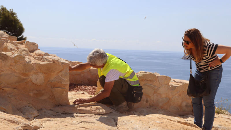 The works of Tossal de La Cala museum are advancing, which have allowed the excavation of new areas