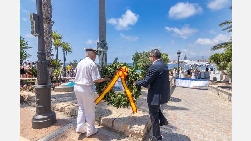 Benidorm pays homage to the Fallen at Sea and to the Navy