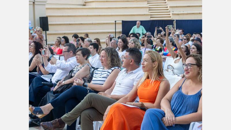 Asmibe celebra en Benidorm su XIX Festival Benéfico de Convivencia