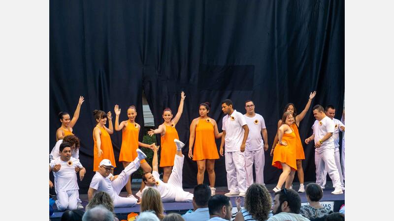 Asmibe celebra en Benidorm su XIX Festival Benéfico de Convivencia