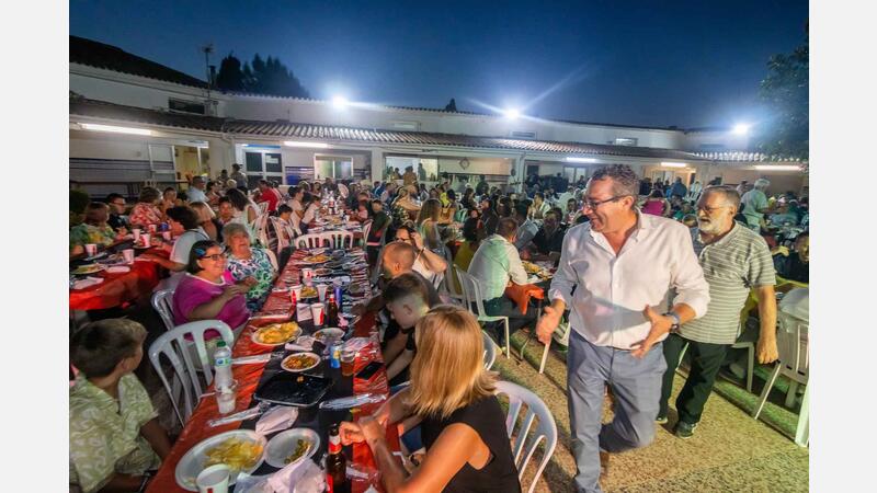  Summer dinner at Doble Amor Center to celebrate de end of the course