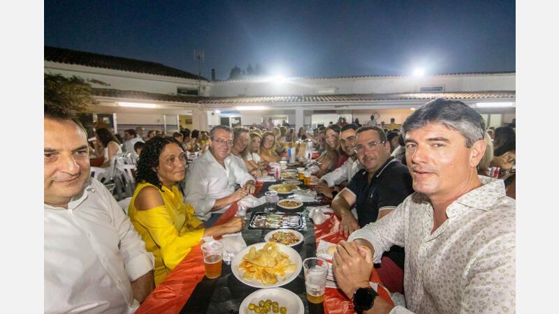  Summer dinner at Doble Amor Center to celebrate de end of the course