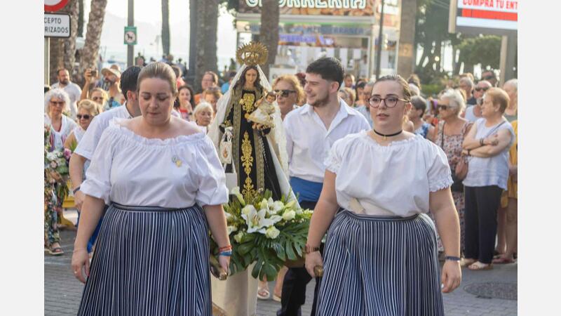 Offering to the Virgen del Carmen and homage to those who fell at sea in Benidorm